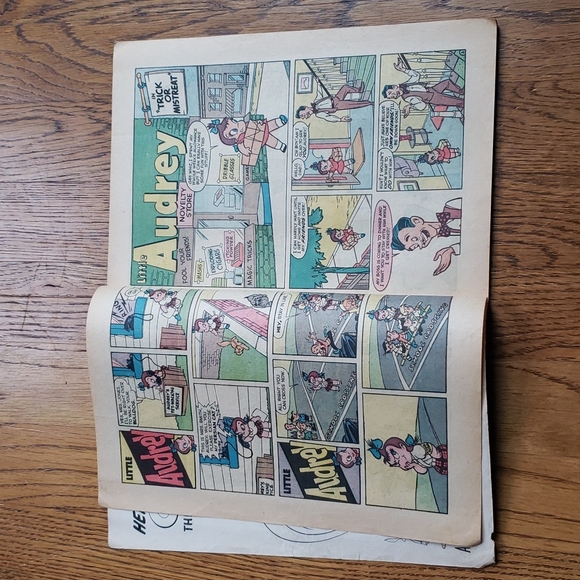 Vintage 60s Little Audrey TV Funtime Vol. 1 No. 1 Harvey Comics Comic Book - Picture 3 of 16